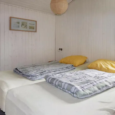 Holiday Lupinvej Egense